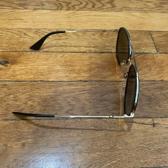 Gucci Aviator Sunglasses GG0062S - Picture 5 of 11